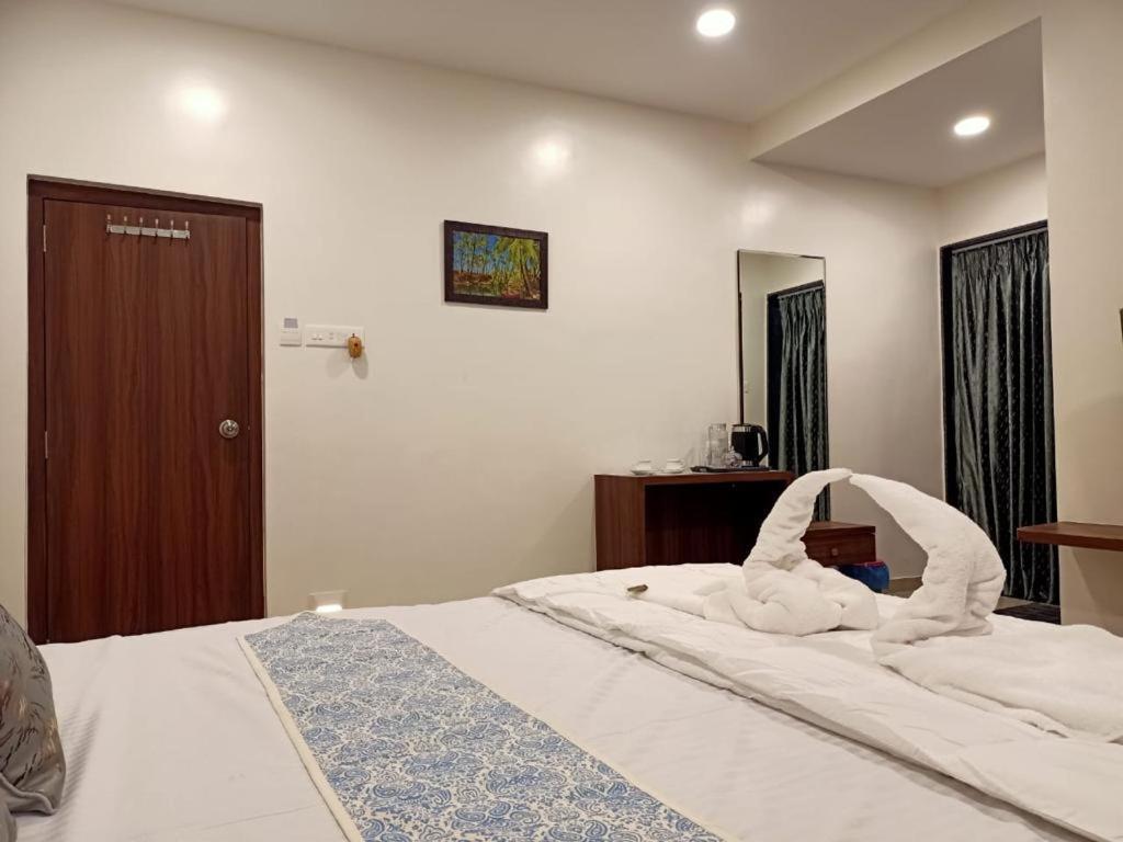 Srushti Sea Villa Resort Diveāgar Kültér fotó